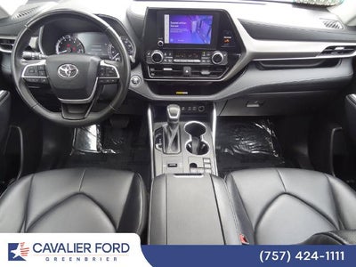 2023 Toyota Highlander XLE