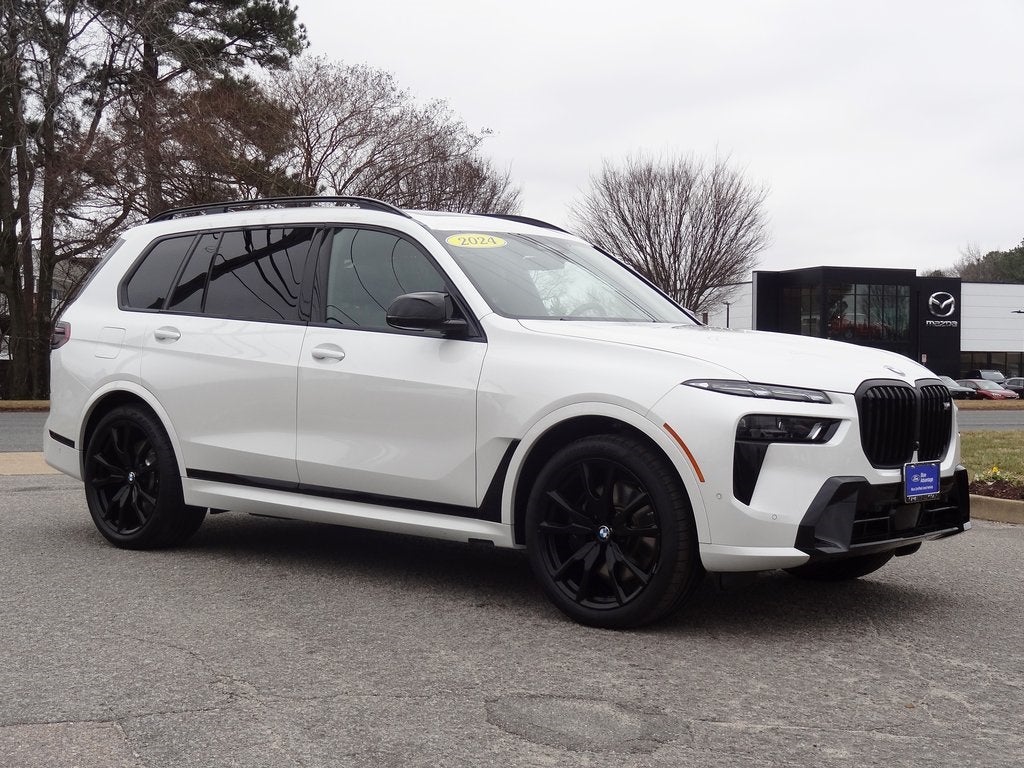 2024 BMW X7 M60i