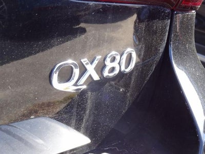 2022 INFINITI QX80 LUXE Luxe