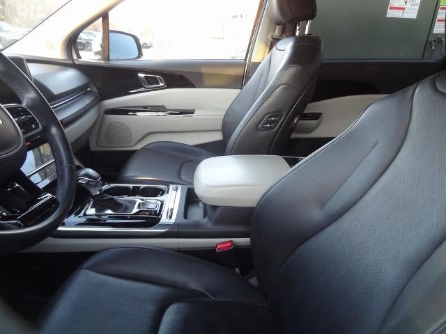 2023 Kia Carnival SX