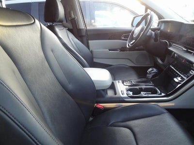 2023 Kia Carnival SX