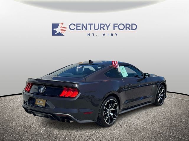 2022 Ford Mustang EcoBoost