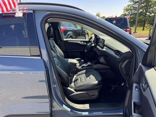 2023 Ford Escape Plug-In Hybrid Base