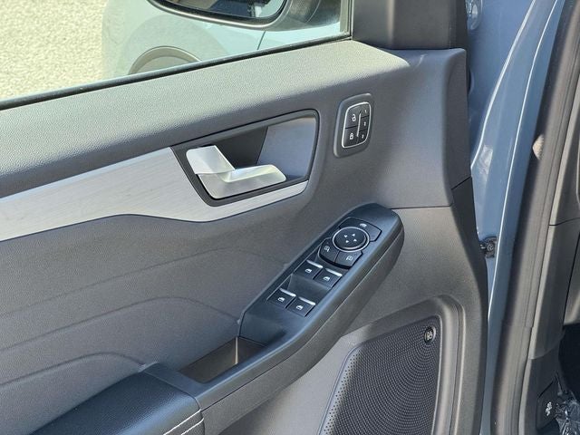 2023 Ford Escape Plug-In Hybrid Base