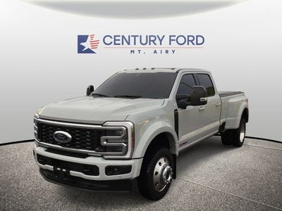 2025 Ford F-450SD Platinum DRW