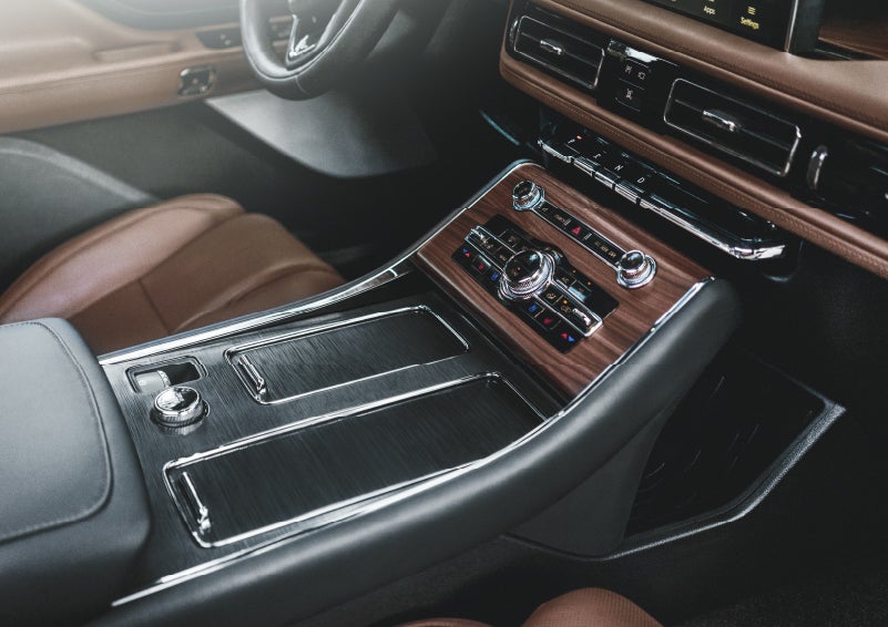 The front center console of a 2024 Lincoln Aviator® SUV is shown | Cavalier Lincoln in Chesapeake VA