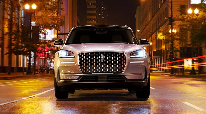 The striking grille of a 2024 Lincoln Corsair® SUV is shown. | Cavalier Lincoln in Chesapeake VA