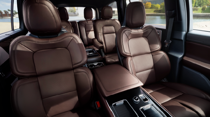 The cabin of the 2025 Lincoln Aviator® SUV is shown with black and brown accents. | Cavalier Lincoln in Chesapeake VA