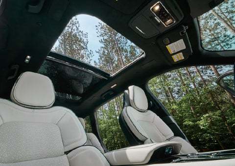 The front seats of a 2027 Lincoln Aviator® Black Label™ SUV | Cavalier Lincoln in Chesapeake VA